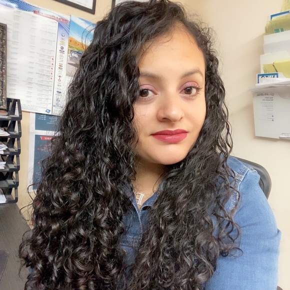 Meet your Posher, Esperanza - Picture 1 of 1